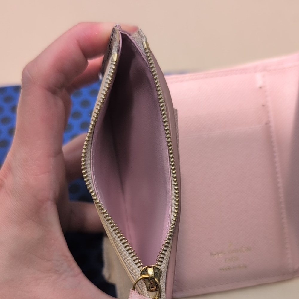 Louis Vuitton White and Pink Wallet with Damier Azur Pattern - Picture 11 of 14